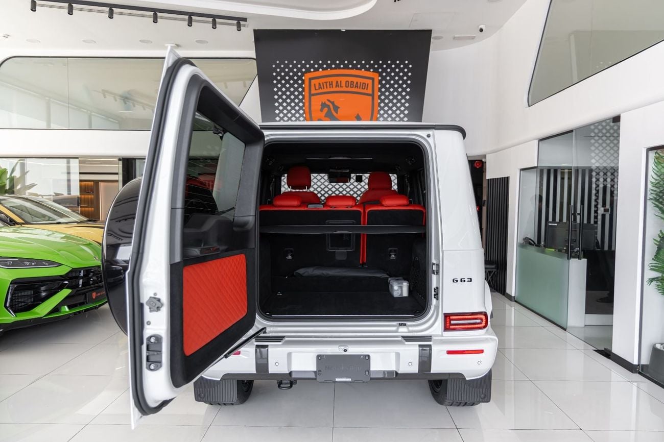 Mercedes Benz G63 AMG STANDARD Mercedes-AMG G 63 | 2026 | White | Full Carbon | Performance Package | 4.0L V8 Twin-Turbo | 585 HP