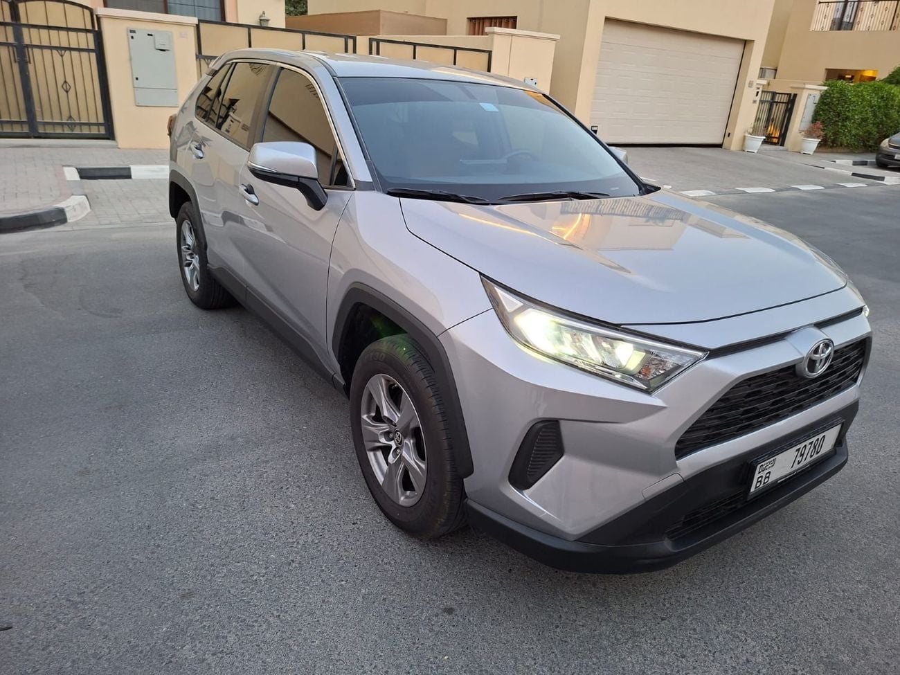 Toyota RAV4 EX