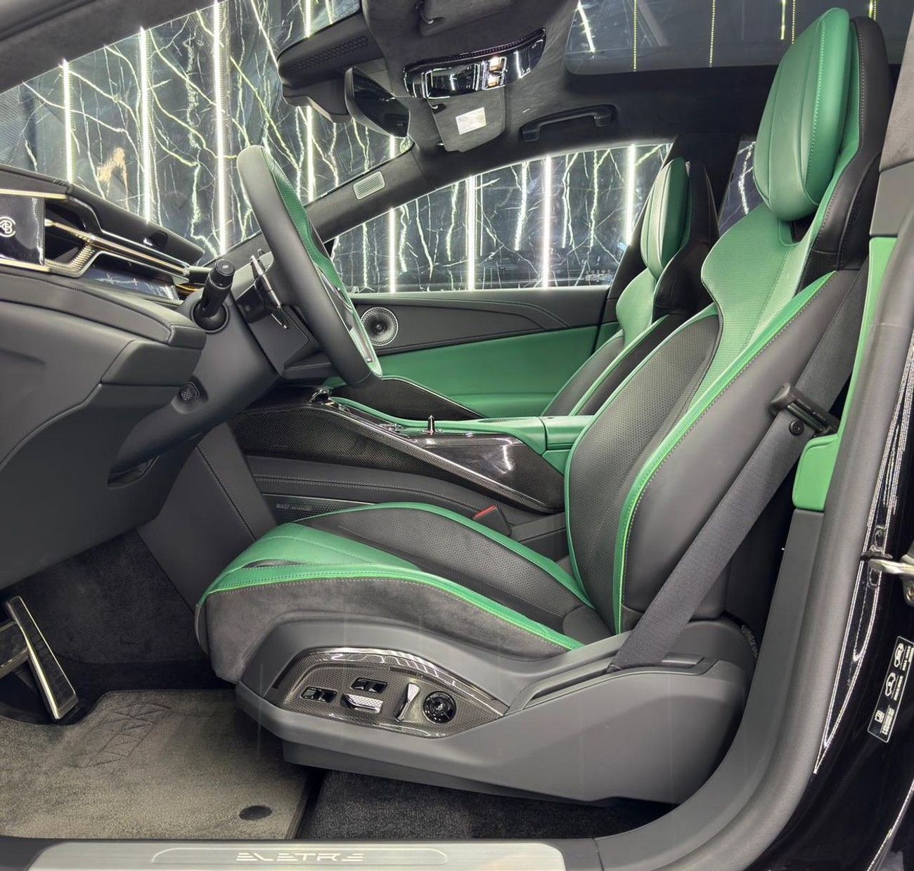 Lotus Eletre STANDARD