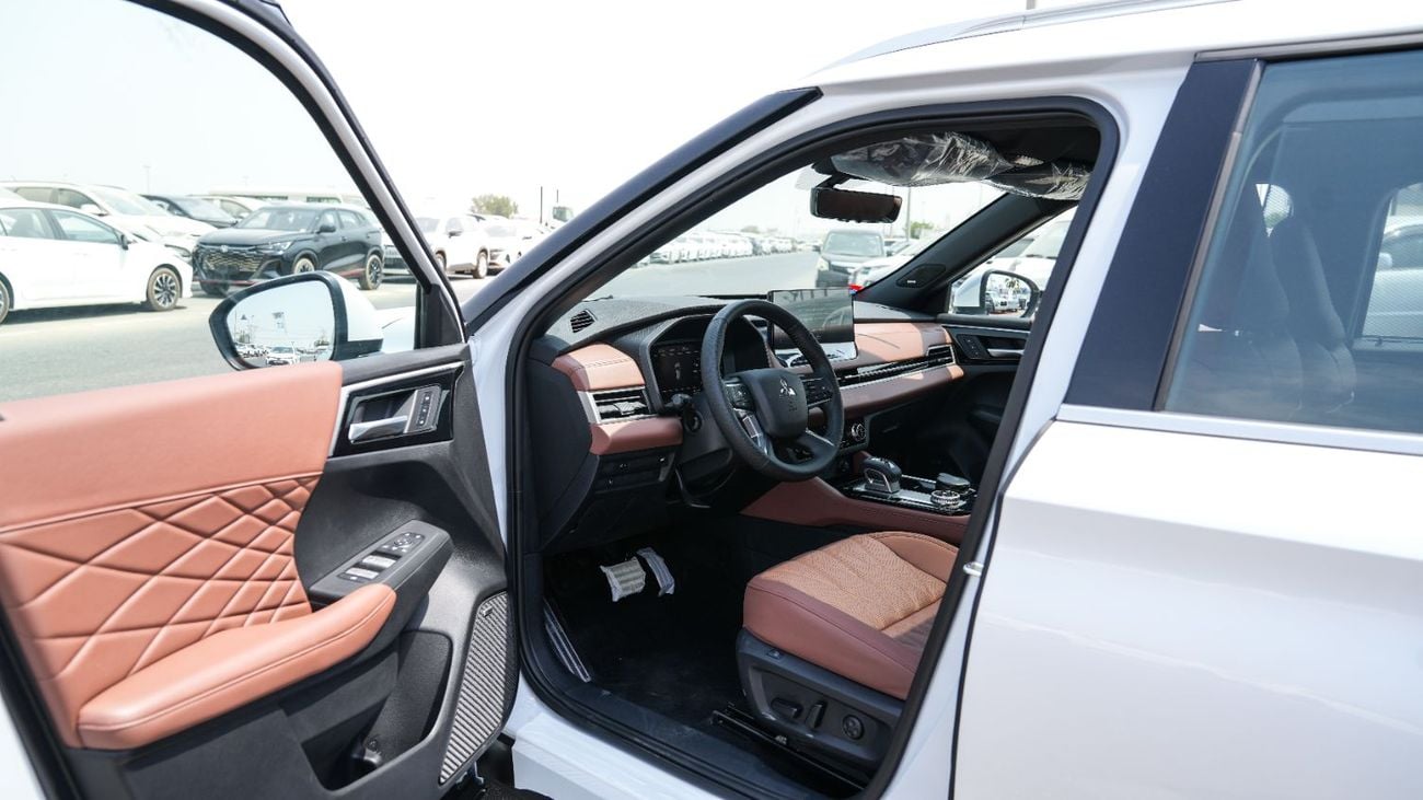 Mitsubishi Outlander PREMIUM Brand New – 2.5L Petrol 4WD Automatic – G08 – GCC 2026 – Export Only