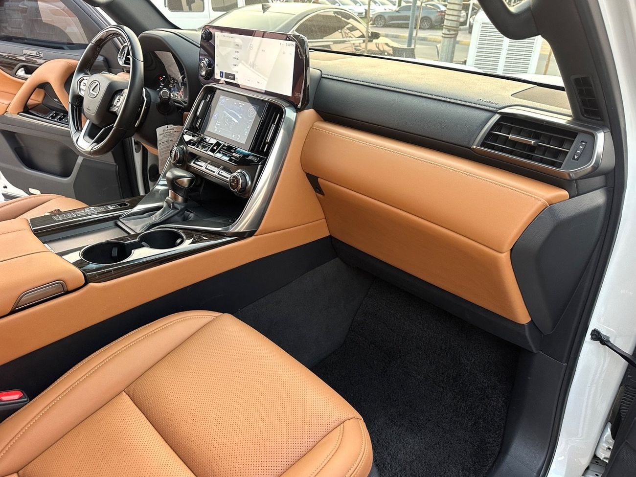 Lexus LX600 SIGNATURE