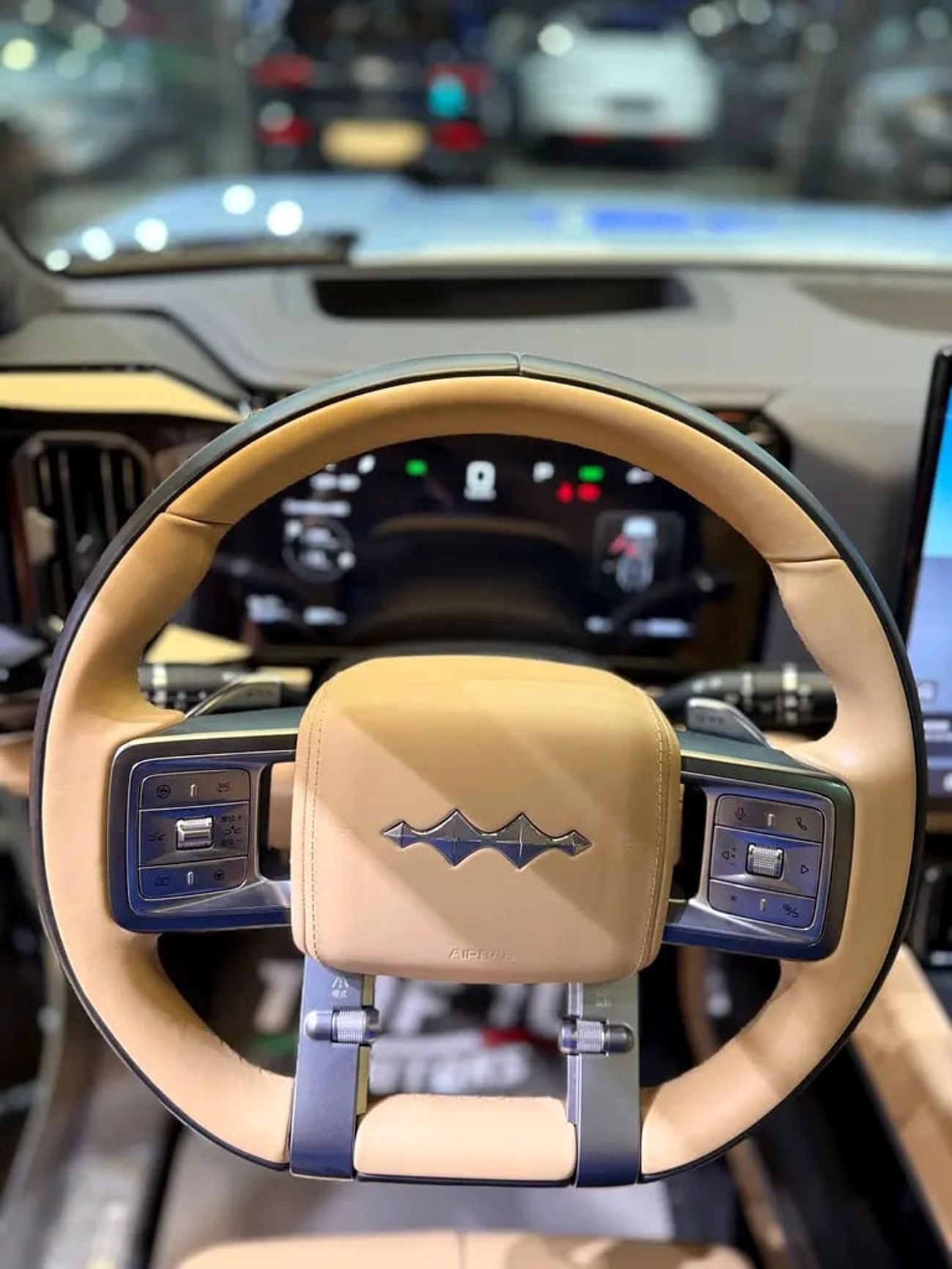 بي واي دي ليوبارد 8 فلاجشيب Brand Flagship - Chinese Specs - Luxury Off-Road SUV
