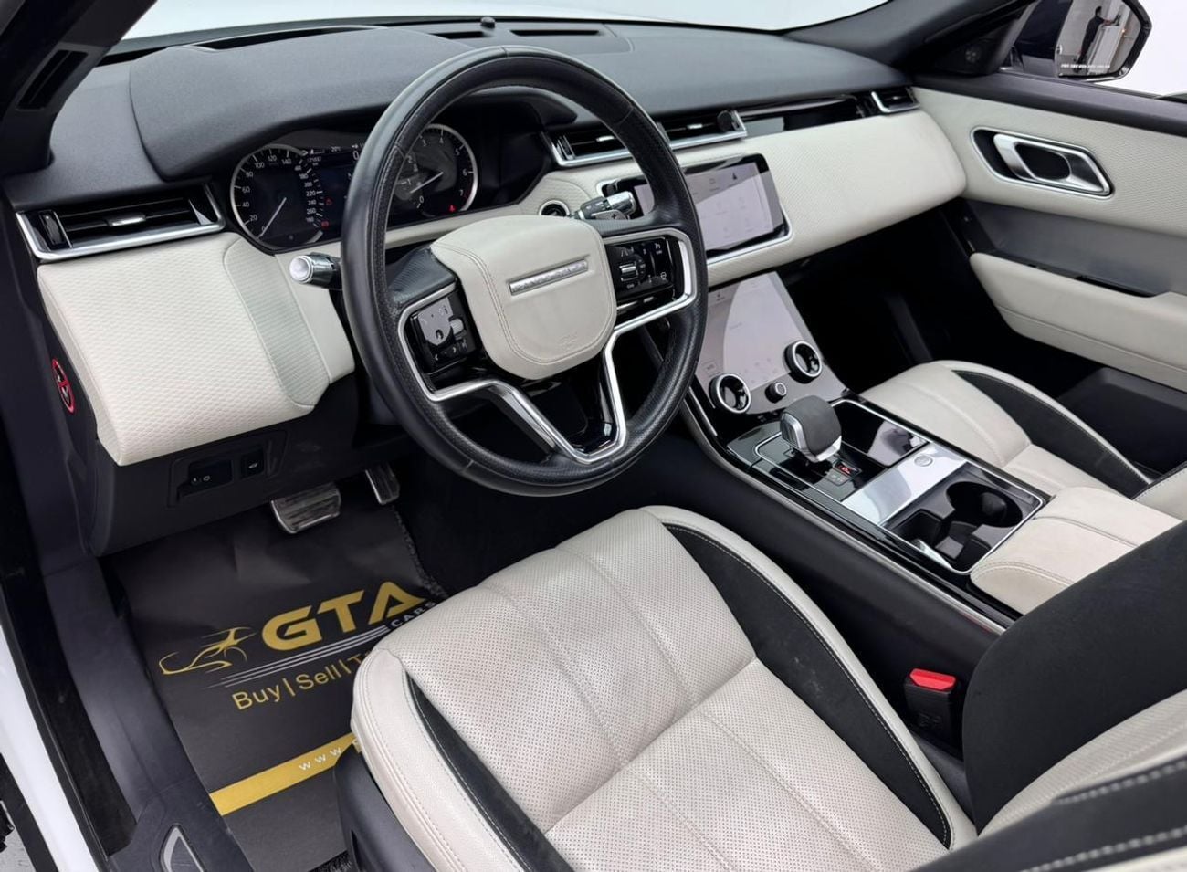 Land Rover Range Rover Velar R-DYNAMIC S 2023 Range Rover Velar R-Dynamic SE P250, Warranty, Full RR Service History, Fully Loaded, Korean