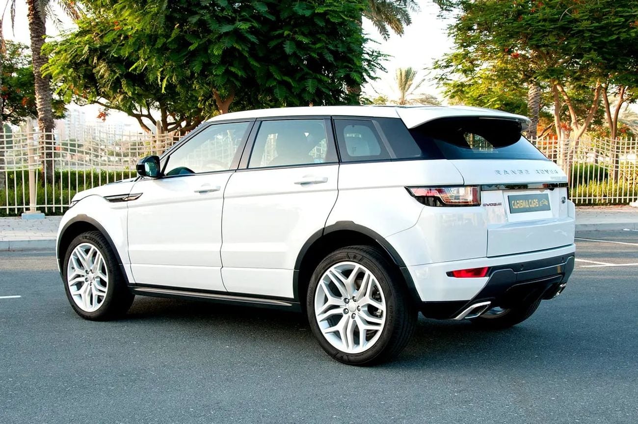 لاند روفر رانج روفر إيفوك إتش إس إي ديناميك | GCC Specs | Low Mileage | FSH