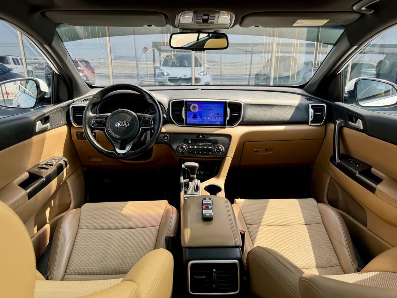 كيا سبورتيج LX STANDARD 799/- شهريًا | خليجي | فتحة سقف بانورامية، مقاعد جلدية، مثبت سرعة | خالية من الحوادث