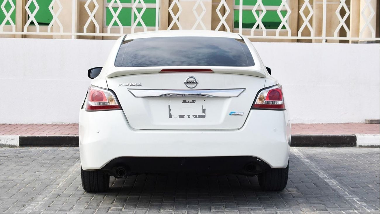 نيسان ألتيما SV