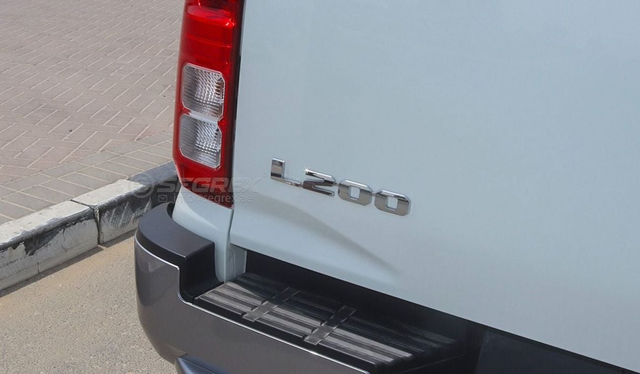Mitsubishi L200 GL . Double Cab . 2.4L . Petrol . 4WD . 5-Speed Manual . 2027 Model . For Export