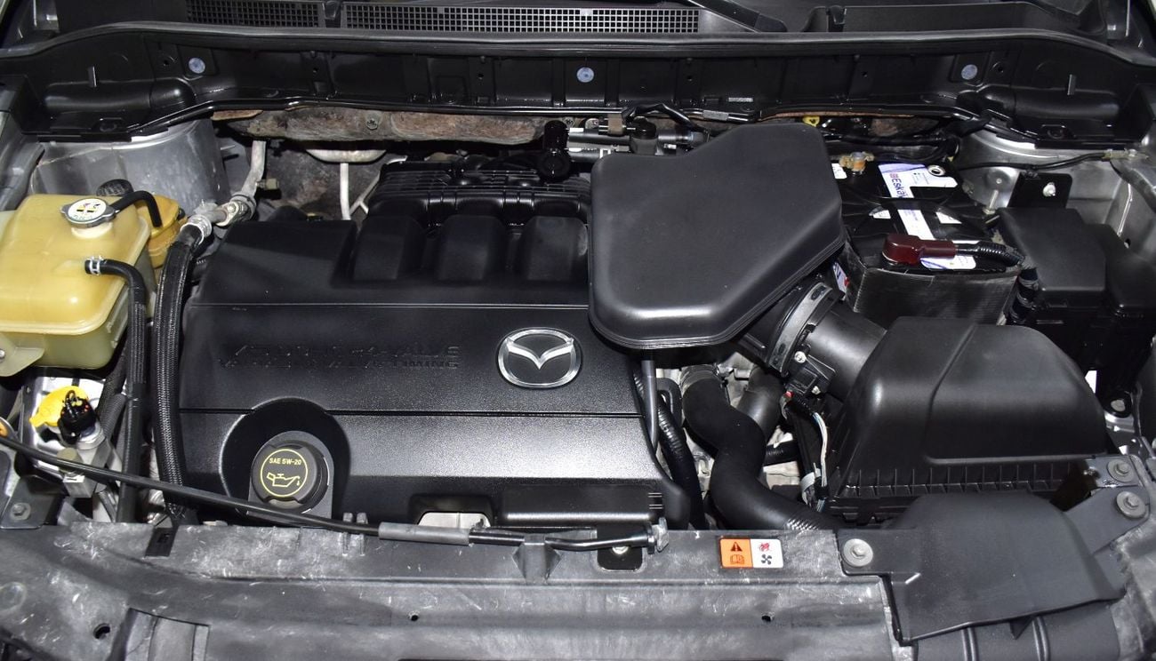 مازدا CX9 GTX LTD EXCELLENT DEAL for our Mazda CX-9 AWD ( 2014 Model ) in Silver Color GCC Specs