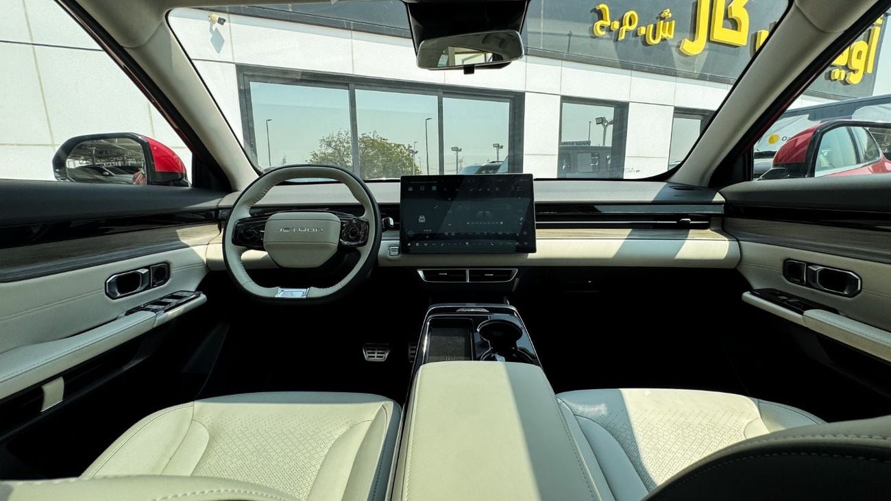 Jetour Dashing LUXURY 2025 GCC 1.6L Turbo 4 Cylinders