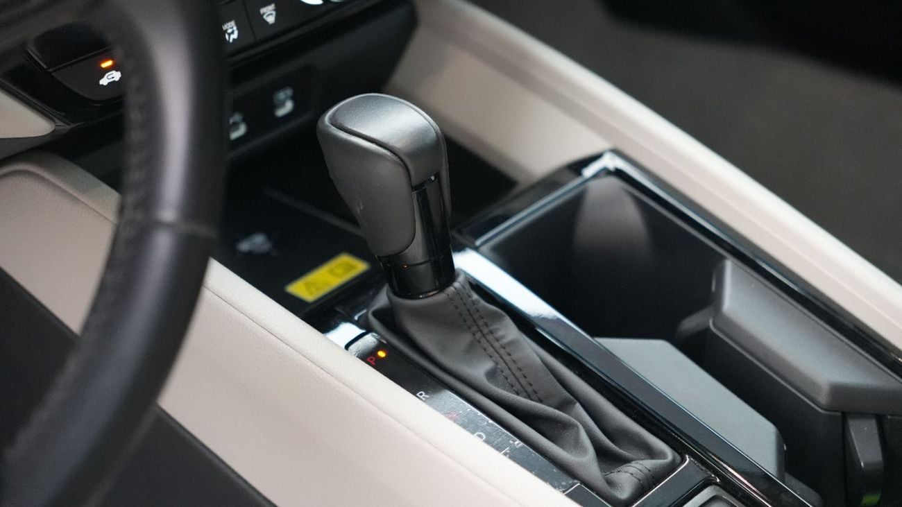 Honda Accord HEV SPORT 2.0L | Agency warranty | Full Service History | GCC | Zero DP Support