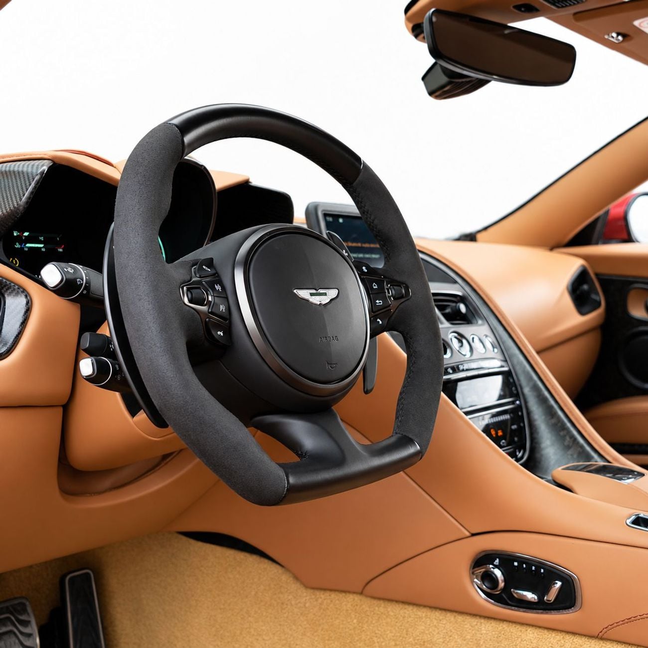 Aston Martin DBS SUPERLEGGERA AED 10,540 P.M • 0% Downpayment • Aston Martin DBS Superleggera • 1 Year Warranty