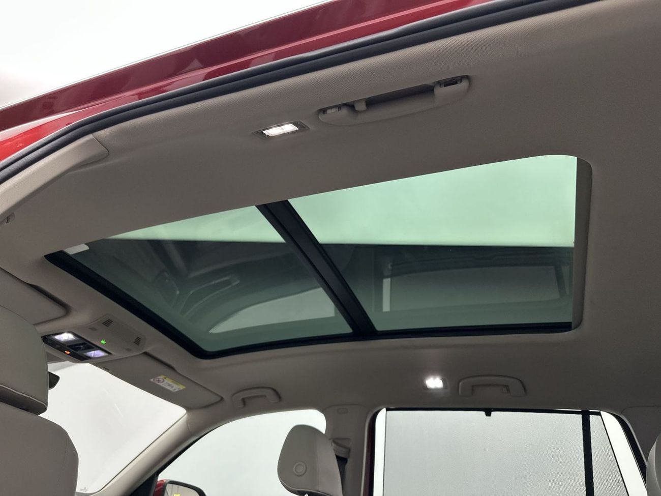 Volkswagen Teramont R LINE Teramont R-Line 2.0L | Panoramic Sunroof | 7 Seats | 270 HP | GCC