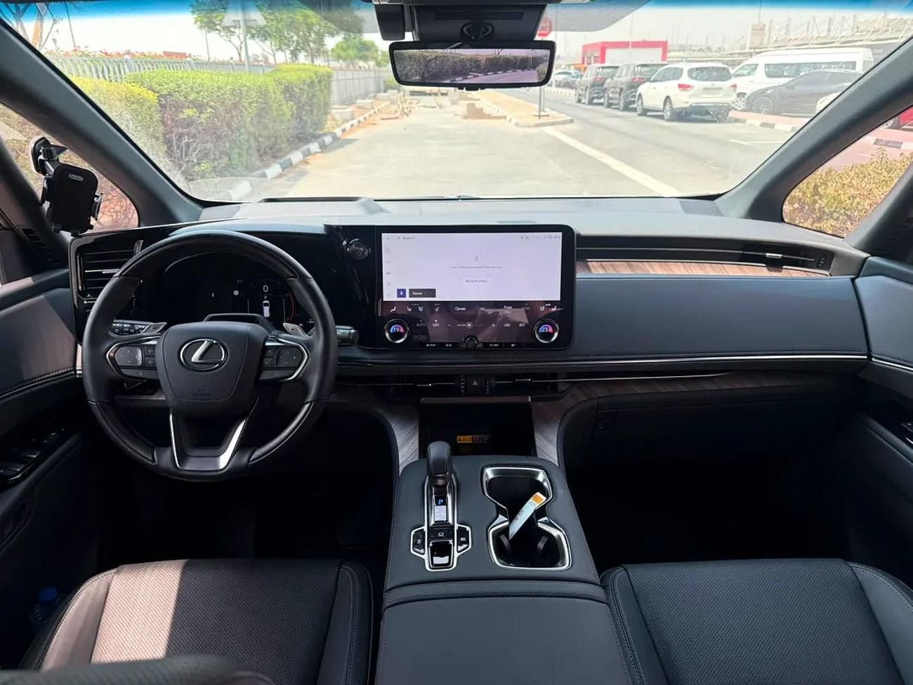 لكزس LM 350h LM 350h Sports Luxury European Specs