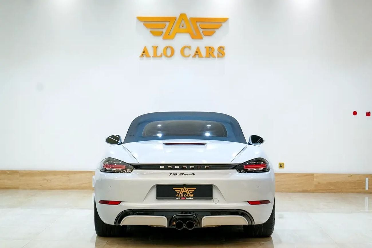 Porsche 718 Boxster Boxster / Warranty and Service Contract / GCC Specs