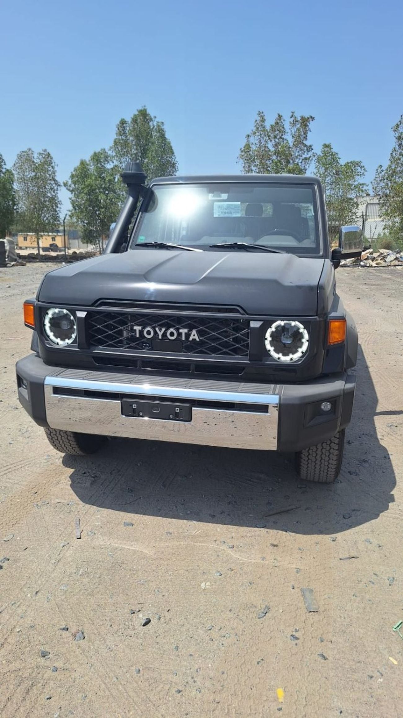 Toyota Land Cruiser 70 LC76 LX