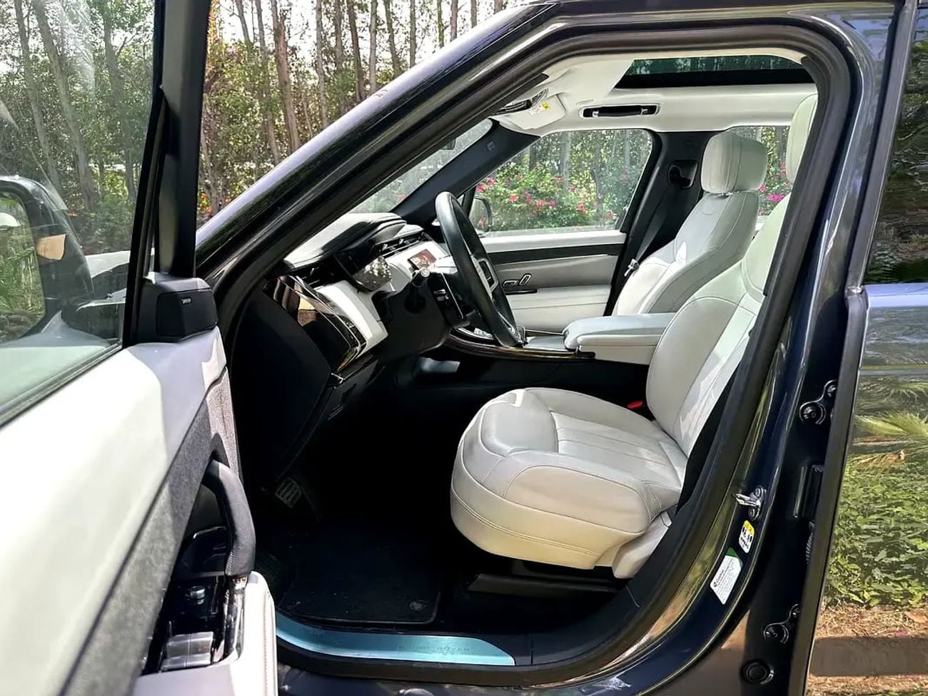 Land Rover Range Rover Sport SE D250 | Diesel Engine | 3.0-liter V6 250 HP | As