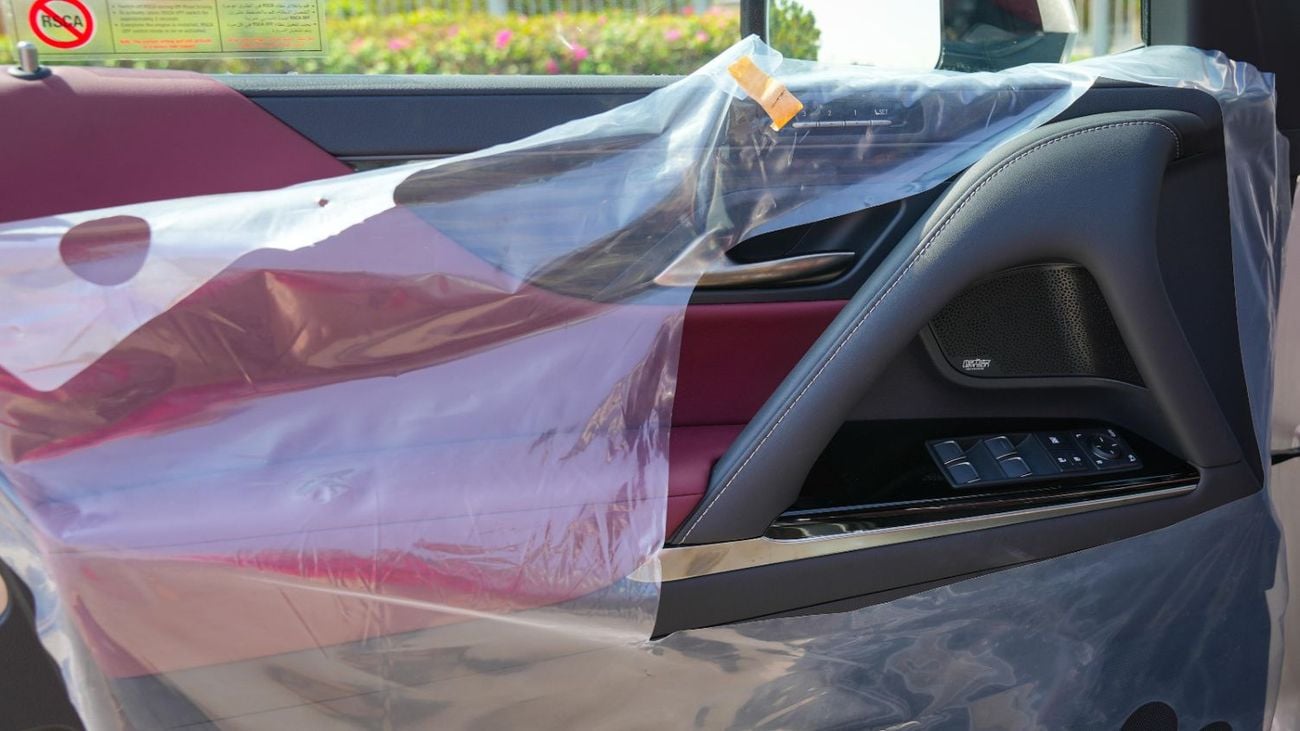 لكزس LX 700h سيجنتشر