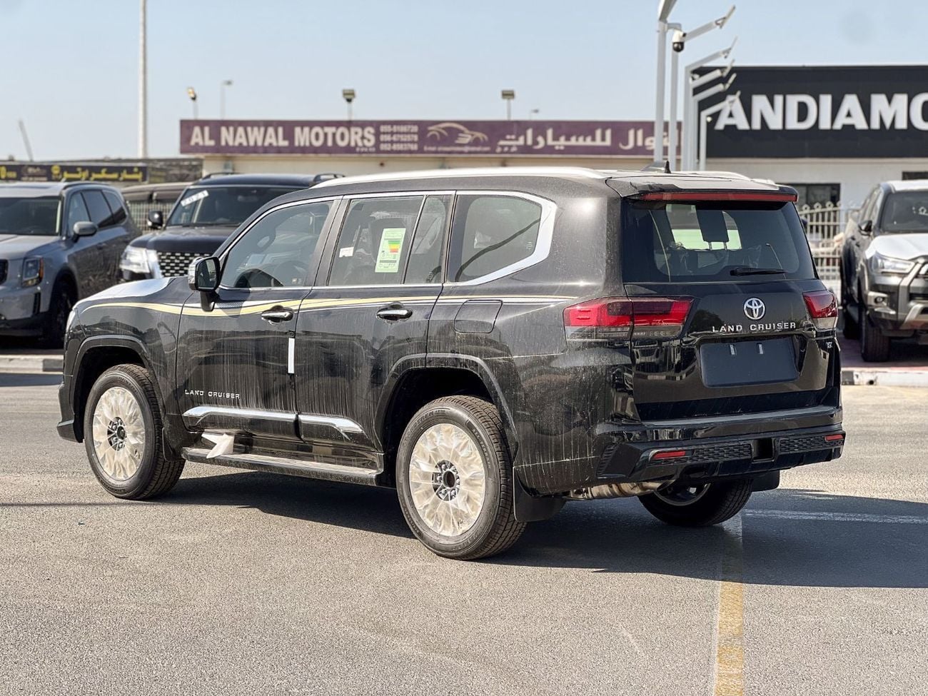 Toyota Land Cruiser EXPORT ONLY - 2026 LC300 VX 4.0L (Black Interior) (GCC Specification)
