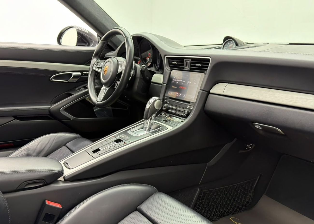 Porsche 911 CARRERA 4S