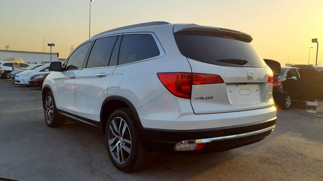 هوندا بايلوت TOURING LOW DRIVEN
