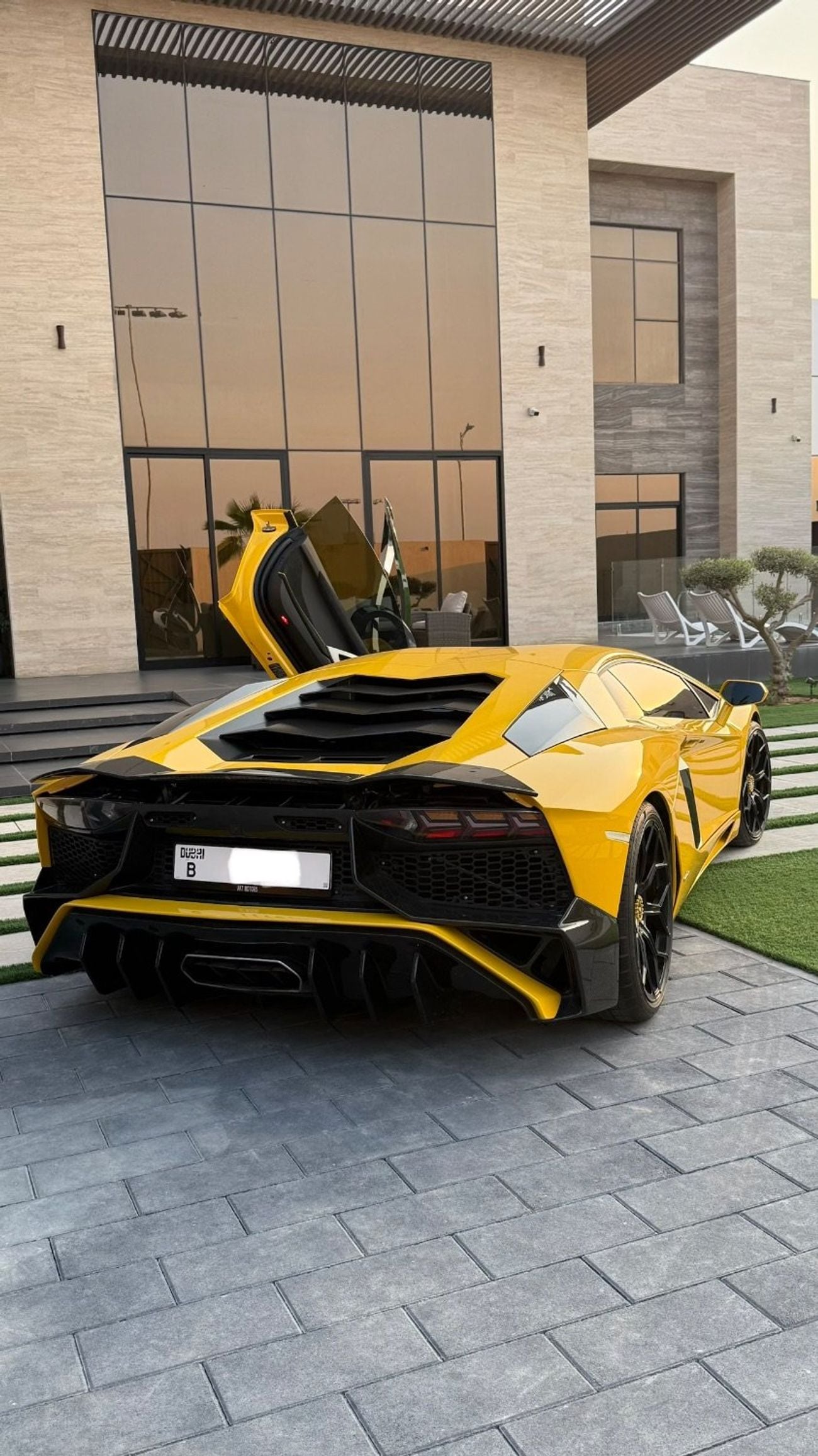 Lamborghini Aventador LP700