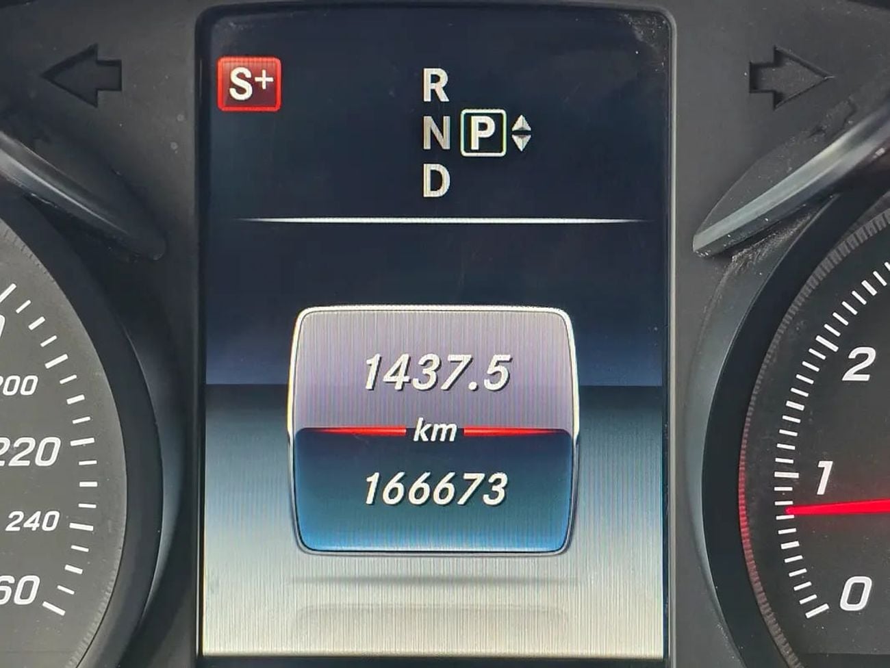 Mercedes Benz C200 C200 GCC Specs