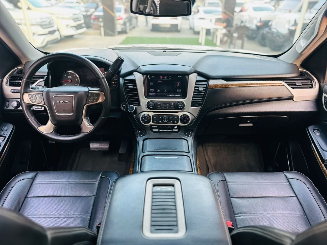 جي أم سي يوكون XL DENALI