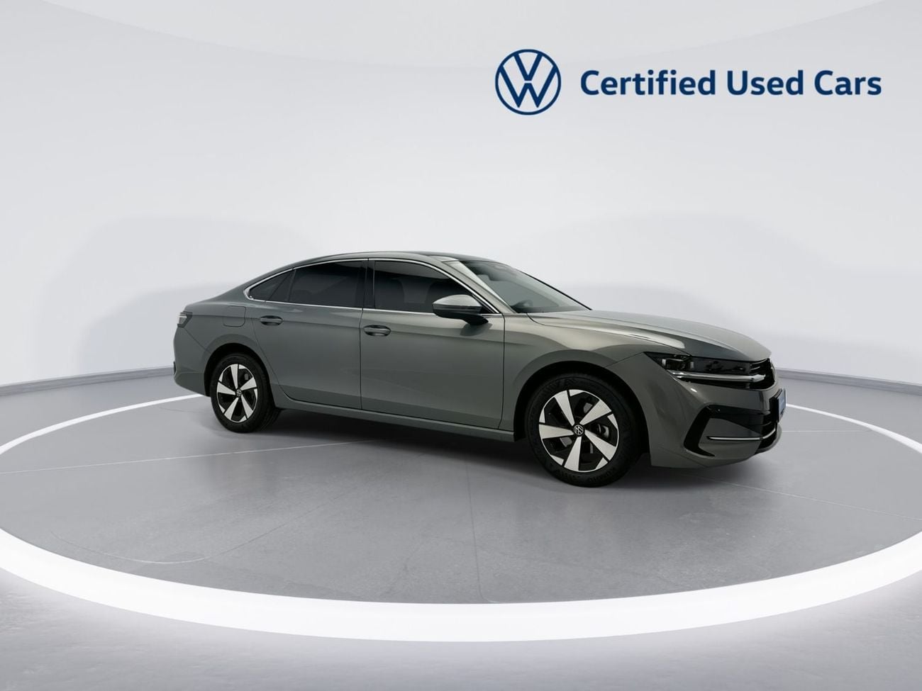 Volkswagen Passat COMFORTLINE Passat Comfortline 1.5L | 12.9” Infotainment | Panoramic Sunroof | ACC | Side Assist | Front Assist