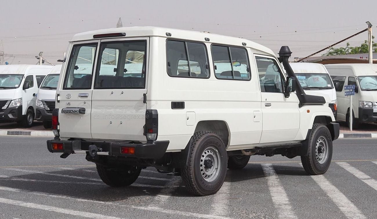 Toyota Land Cruiser 70 LC78 Hardtop . 4.0L . 6-Speed Automatic . Petrol . 4WD . 8 Seats . 3 Doors 2026 Model | For Export