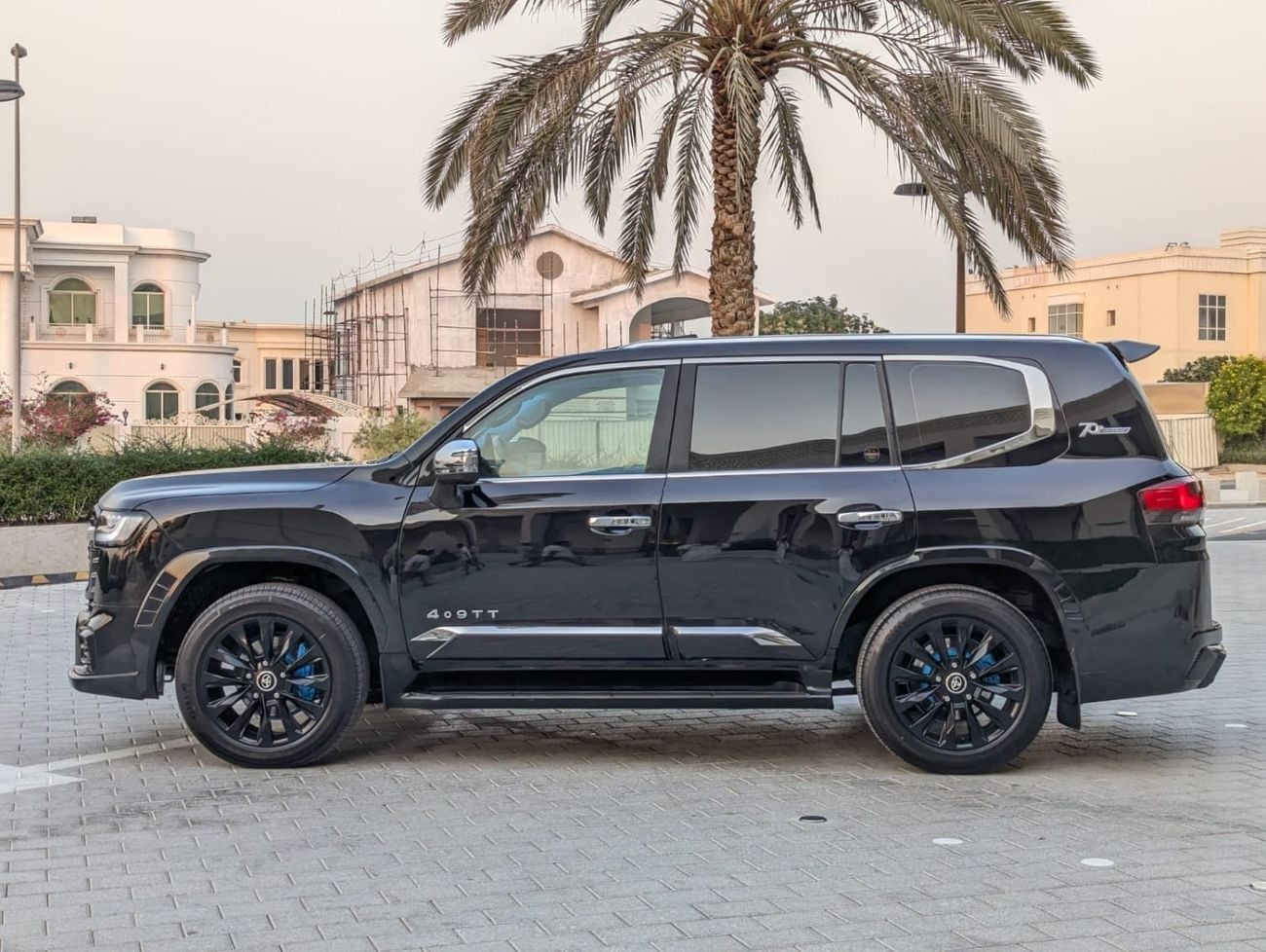 تويوتا لاند كروزر VXR تويوتا لاند كروزر 2013 معدلة إلى LC 300 2025 من الداخل والخارج