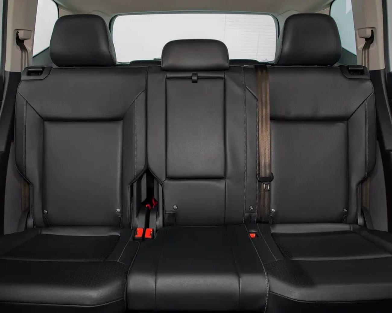 Volkswagen Teramont SE 0% Down Payment Available • Full Service History • GCC