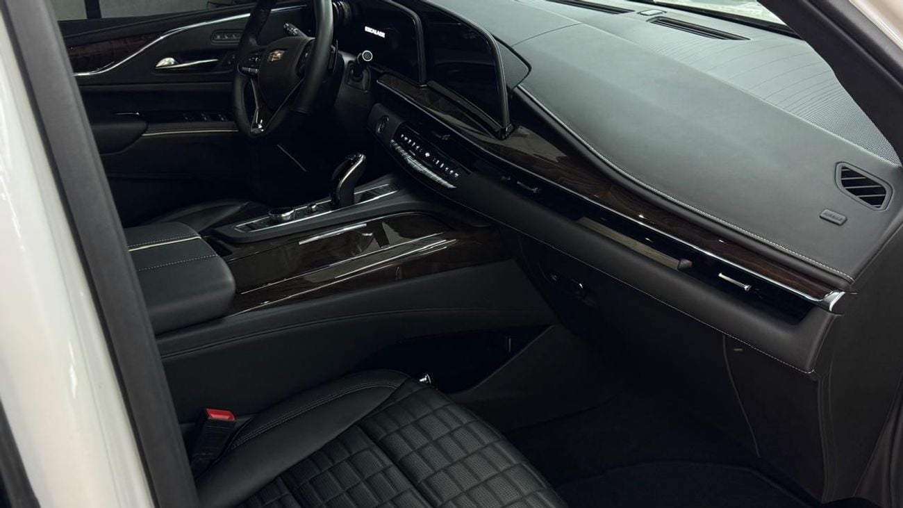 Cadillac Escalade PREMIUM LUXURY PLATINUM FULL SPEC