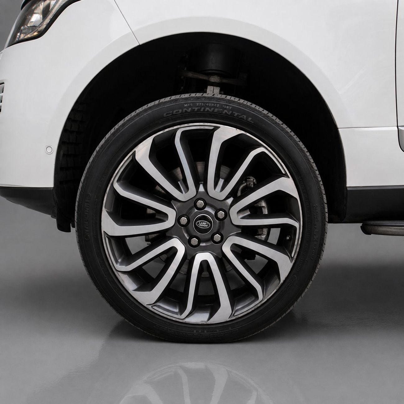 Land Rover Range Rover HSE AED 6,004 P.M • 0% Downpayment • Range Rover HSE • 1 Year Warranty