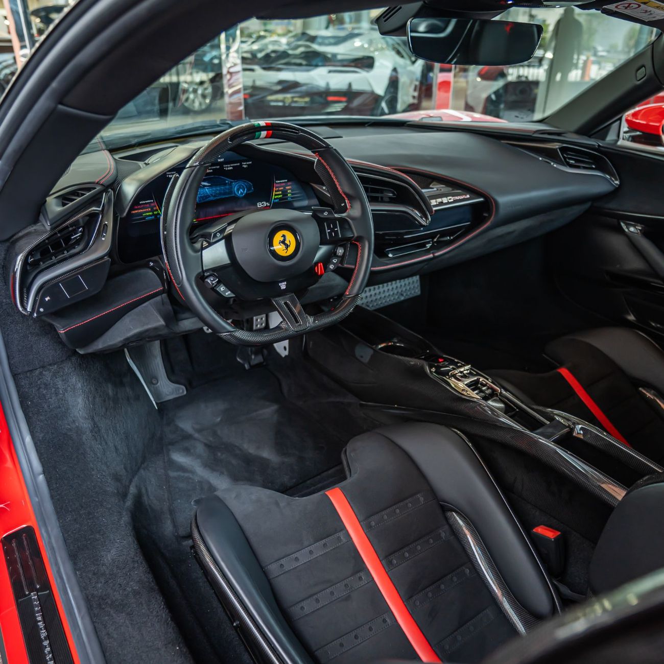 فيراري SF90 ستراديل STRADALE