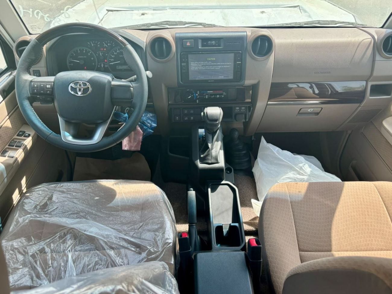 Toyota Land Cruiser 70 LC76 LX