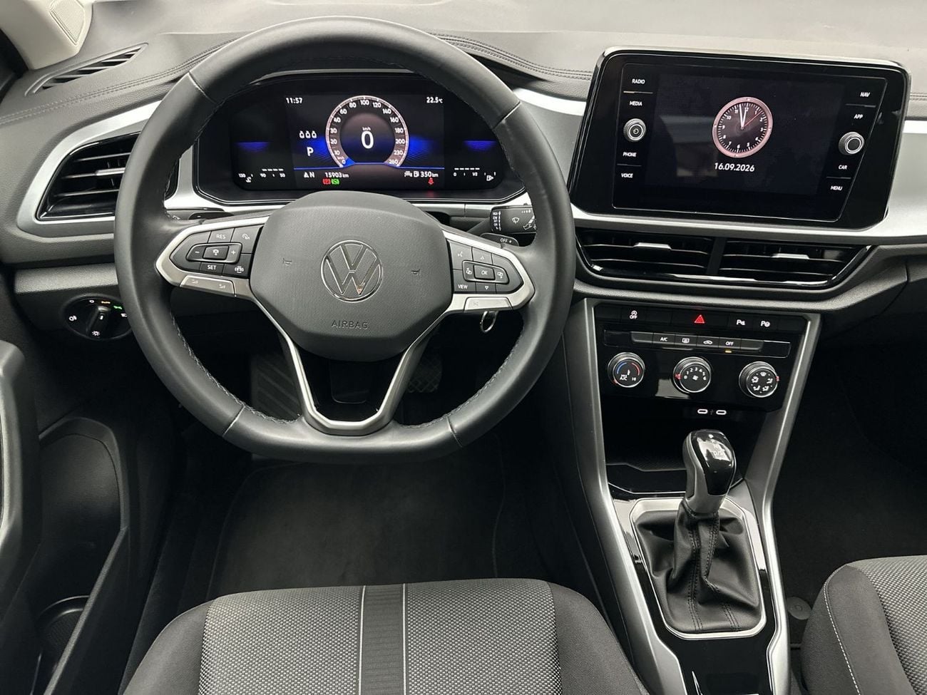Volkswagen T-ROC LIFE T-Roc Life 1.4L| Digital Cockpit | Touchscreen | Apple CarPlay | Android Auto | Cruise Control | Pre