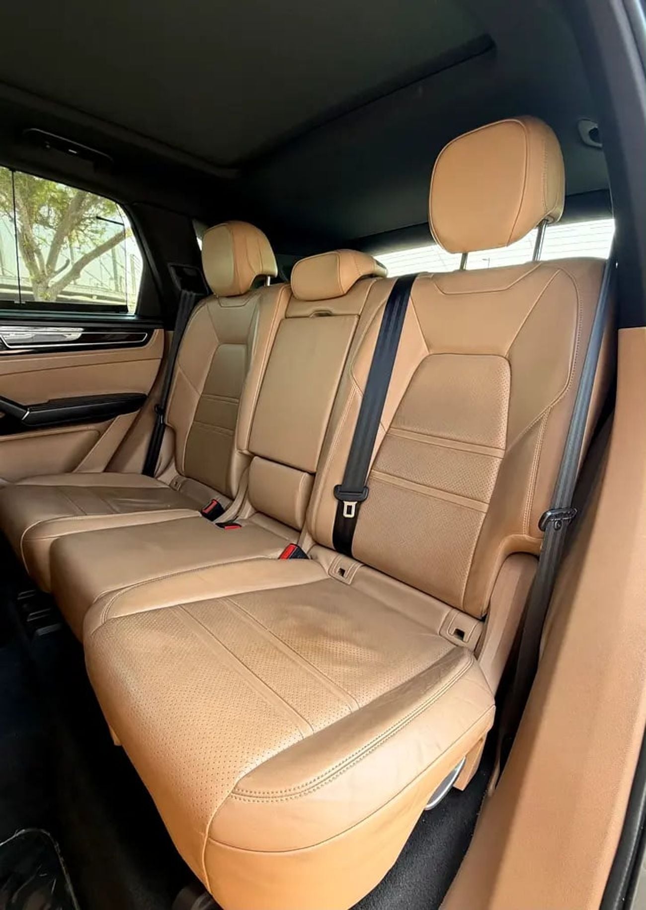 Porsche Cayenne S GCC Specs Full Service History Clean