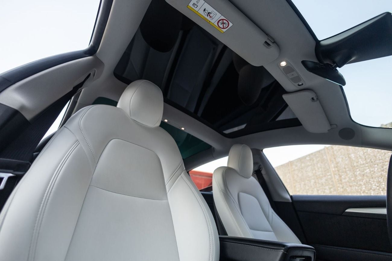 Tesla Model 3 PERFORMANCE Tesla Model 3 Performance Base Plus 2022 GCC | Agency Warranty
