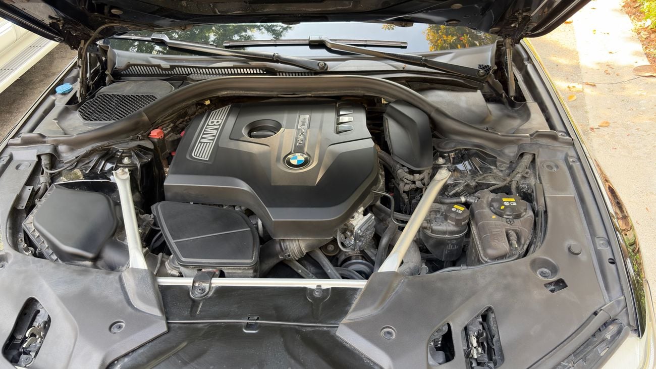 بي أم دبليو 530i M SPORT