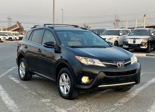 Toyota RAV4 2014 Toyota Rav4 XLE Full Option 2.5L V6 - Sunroof Rear Camera - Rims