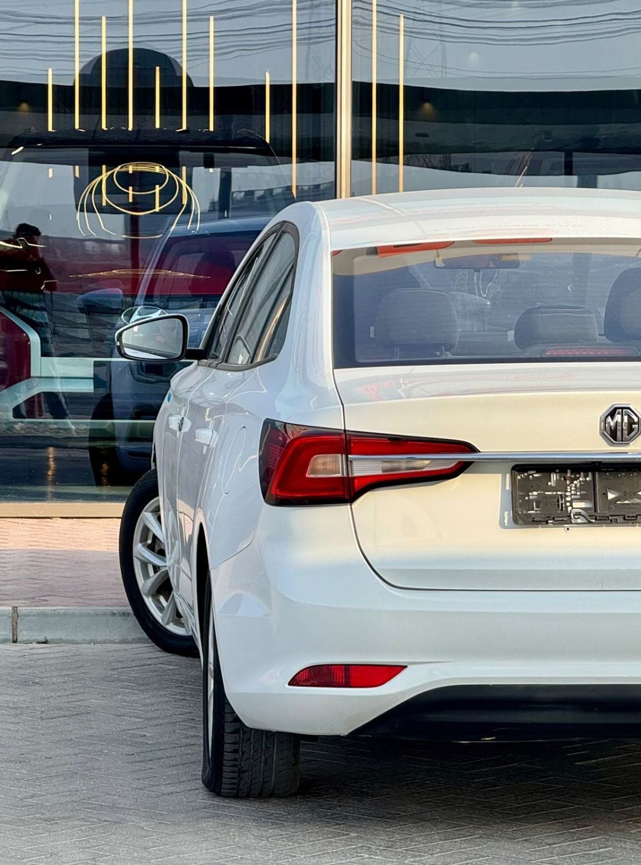 MG 5 COMFORT MG 5 Comfort 2023 GCC Specs -395-Monthly l Camera, GPS l Accident Free