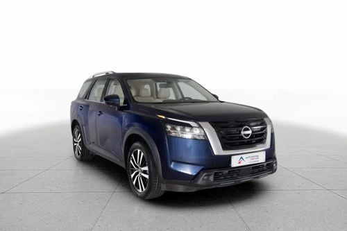 Nissan Pathfinder SV 3.5