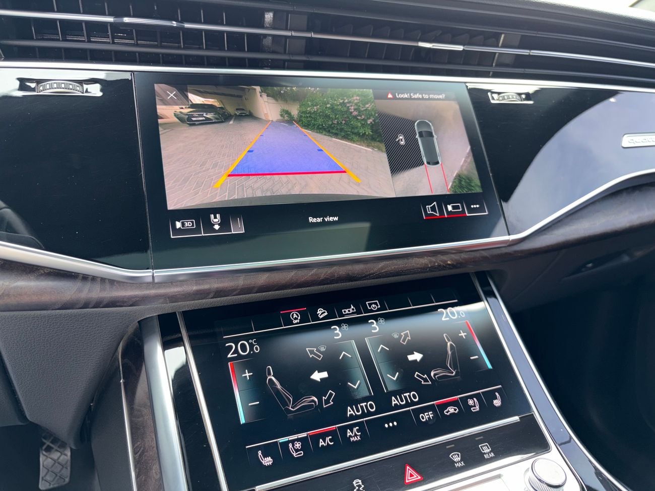 أودي Q8 Audi Q8 S-Line Black Badge V6 turbo