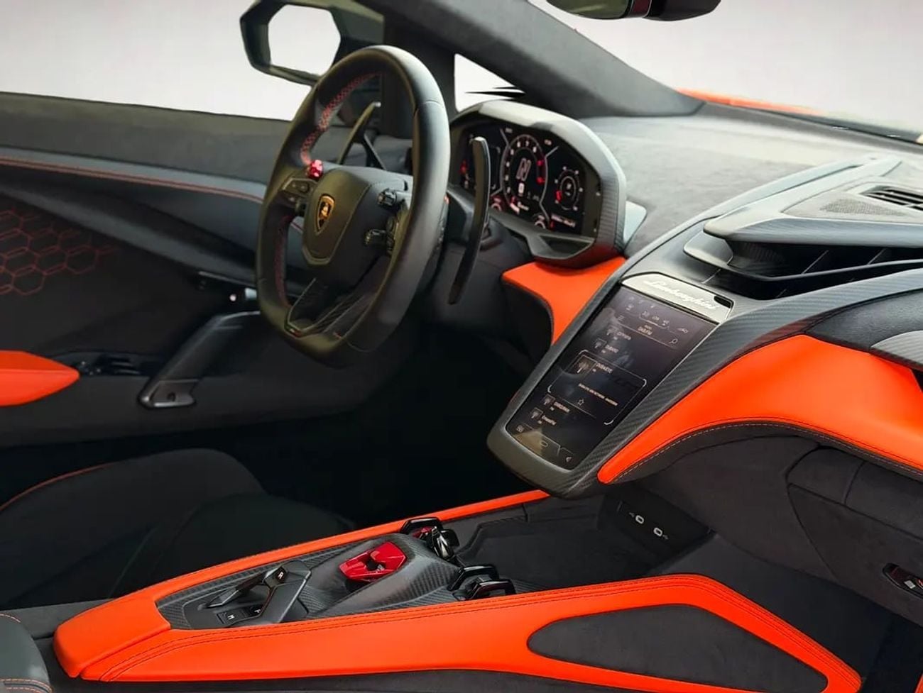 لامبورغيني ريفويلتو سبورتيفا FULL EXTERIOR & INTERIOR CARBON OPTION | UNDER WARRANTY