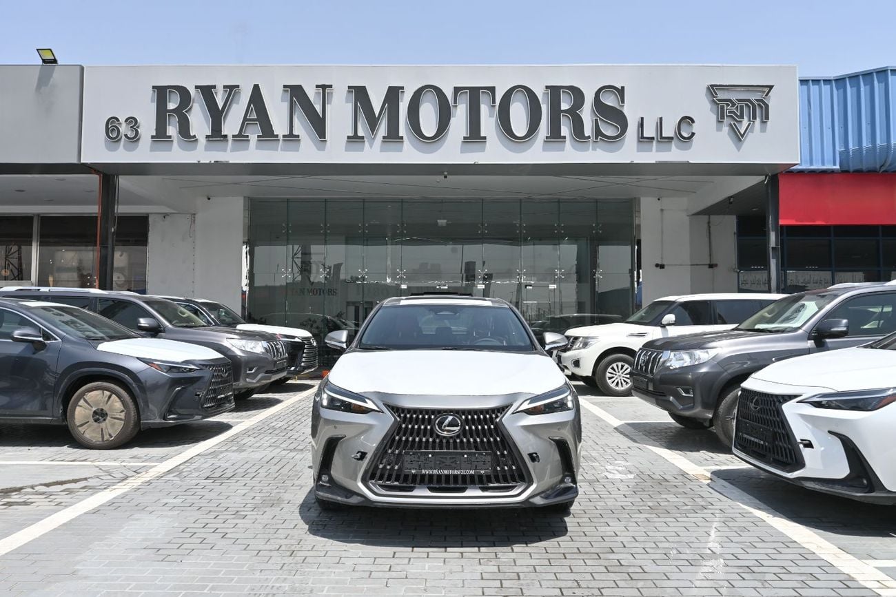 Lexus NX 350h Luxury 2.5L Hybrid AWD, Color Sonic Titanium