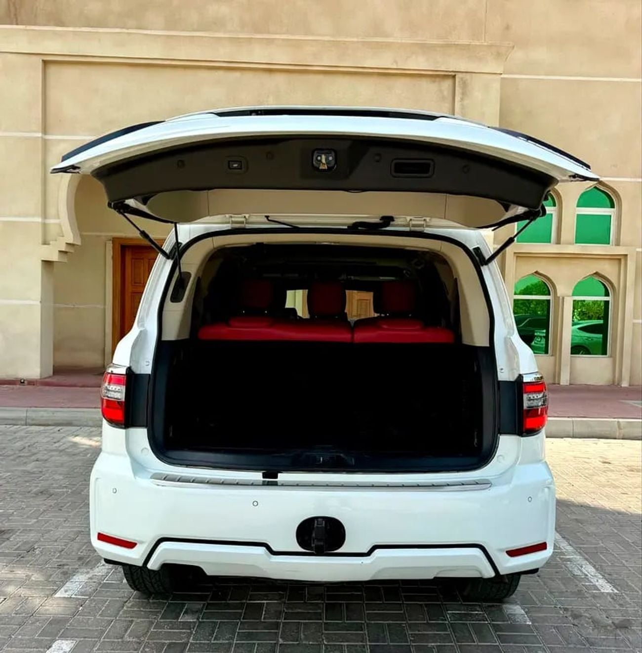 Nissan Patrol LE PLATINUM GCC Specs - Top Option
