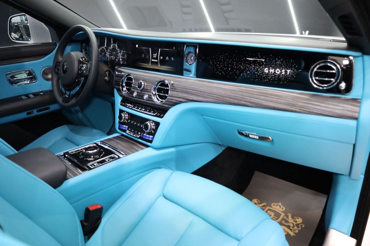 Rolls Royce Ghost STANDARD Rear Screens, Bespoke Audio, Illuminated Fascia, Dealer Warr + Serv!!