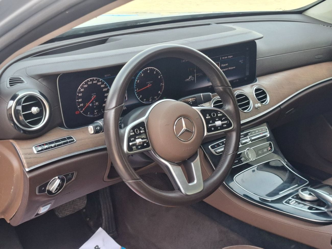مرسيدس بنز E300 AMG