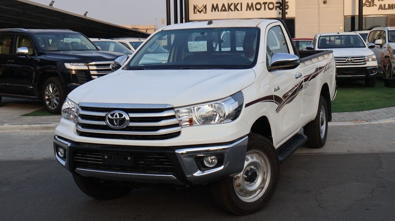 Toyota Hilux GL 2.7l single cabin manual transimition