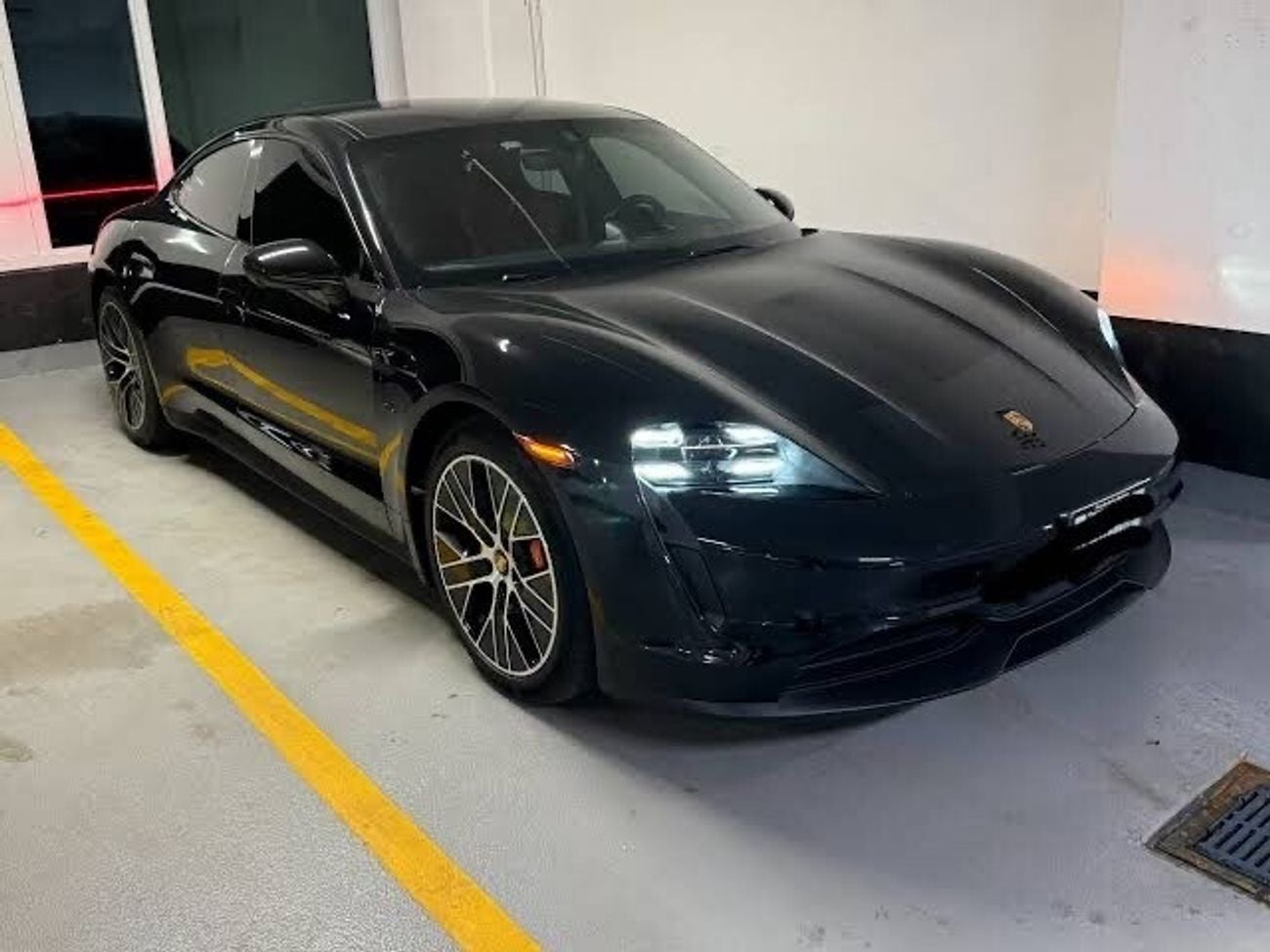 Porsche Taycan 4S